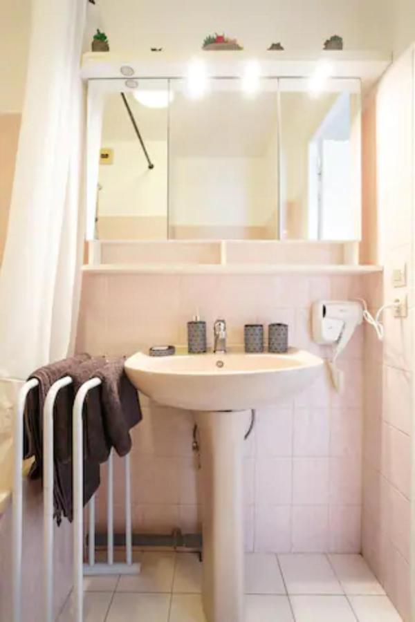 Appartement Cozy : 10/15 min des Champs Elysée Sartrouville Exterior foto